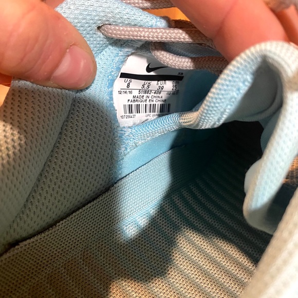 Nike Roshe Glitter Kicks - Picture 8 of 11